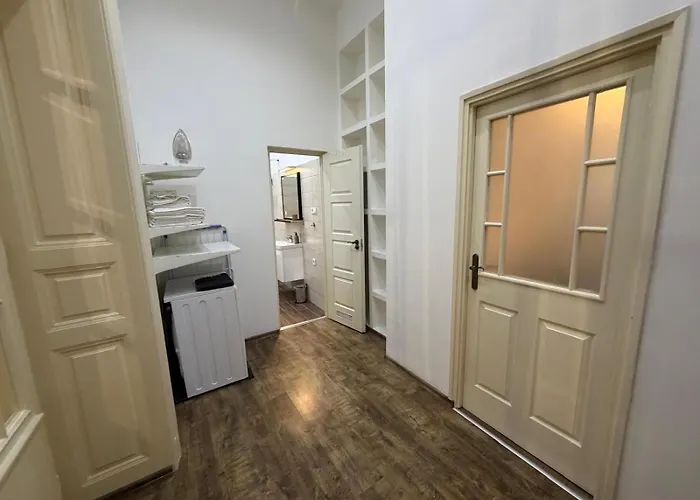 Apartament T 62 *
